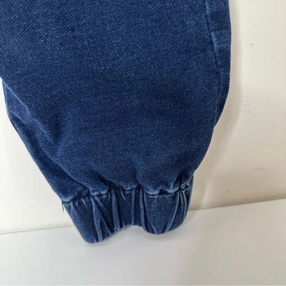 Levi’s dark blue  jeans - Picture 4 of 11